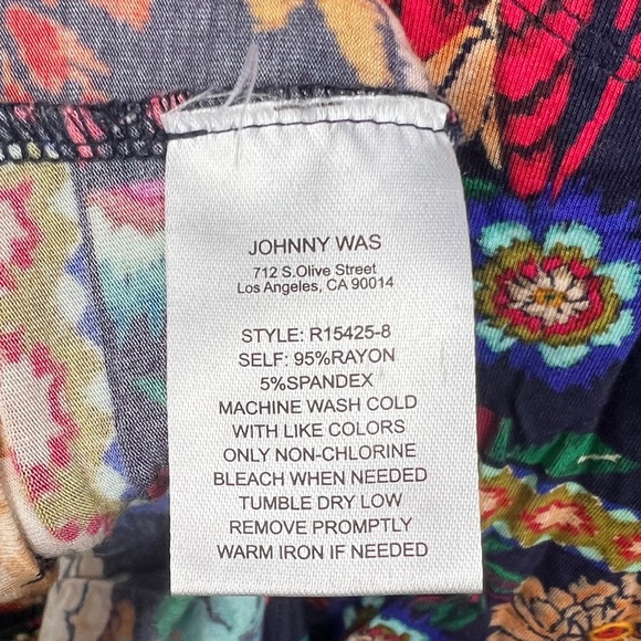 Johnny Was Janie Favorite Long Sleeve V-Neck Tee Floral Parrot Print XL - Picture 5 of 5